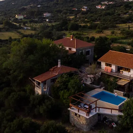 Etno Matusanovi Dvori Villa
