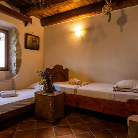 Villa Etno Matusanovi Dvori *